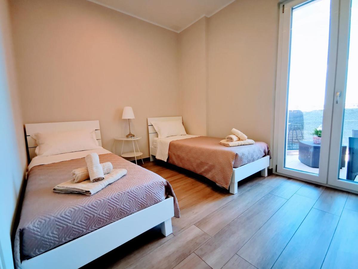 Апартаменты Attico Belvedere Centralissimo Vista Mare Термоли Экстерьер фото
